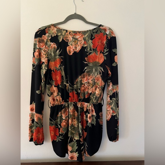 Boutique romper - Picture 2 of 5